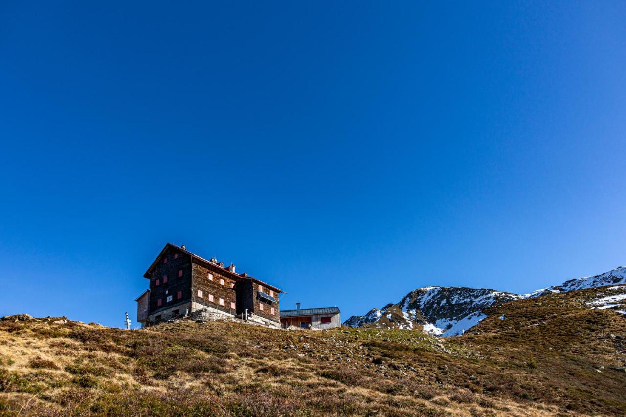 מלון וולד אם ארלברג Wald 12 Ferienhaus מראה חיצוני תמונה